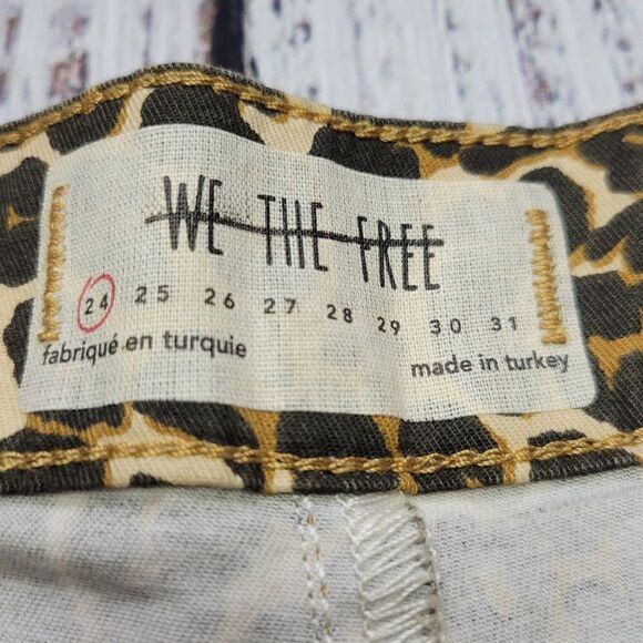 WE THE FREE Women's Size 24 Funky & Boho Cheetah High Rise Cropped Skinny Pants - Picture 3 of 6